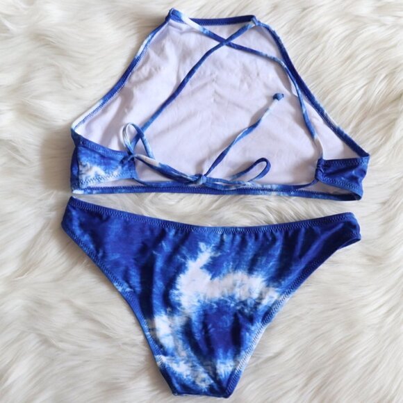 NEW Blue Tie Dye Halter Top Bikini Bathing Suit Set Size Small Beach Pool - Picture 4 of 7